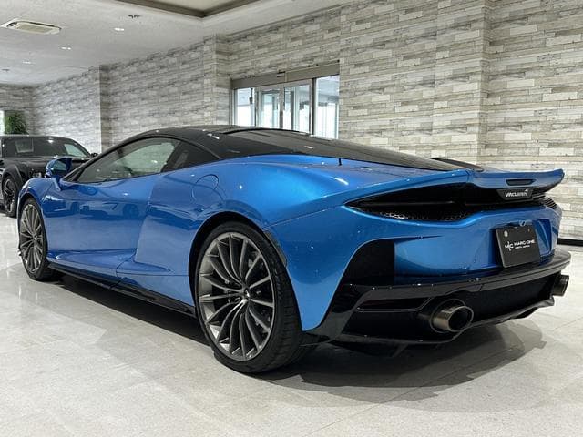 McLaren GT 2022
