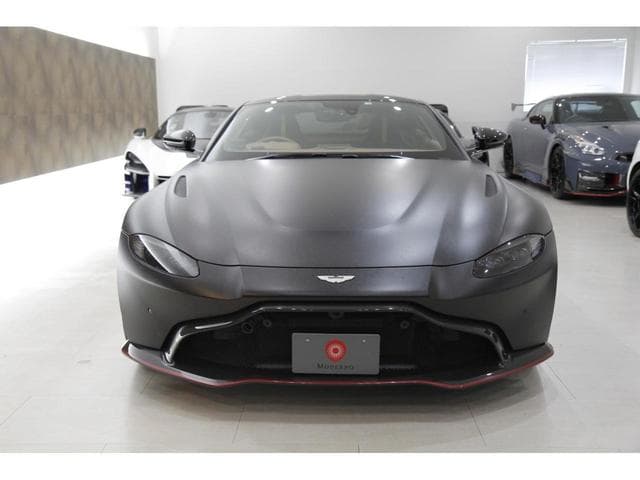 Aston Martin Vantage 2022
