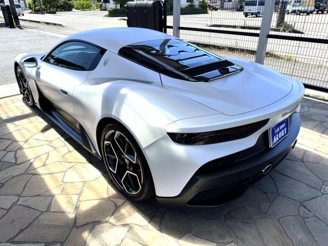 Maserati MC20 2022