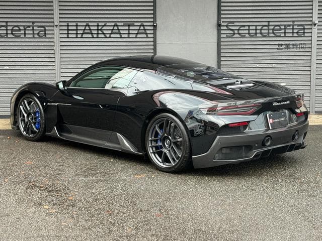 Maserati MC20 2022