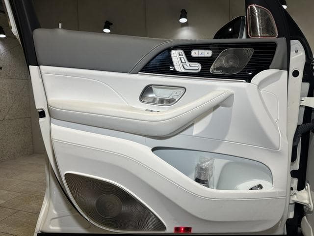 Mercedes-Maybach GLS600 2022