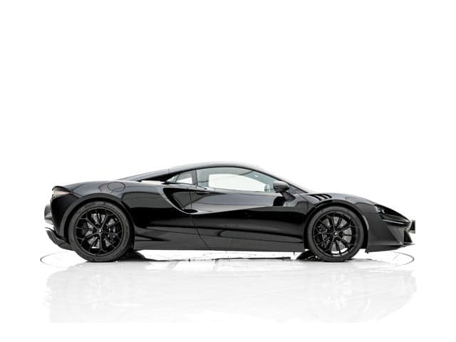 McLaren Artura 2023