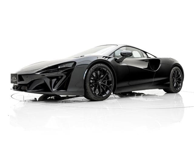 McLaren Artura 2023