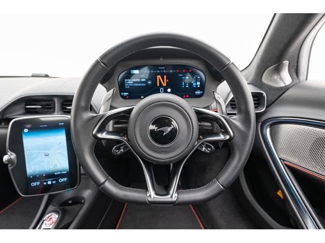 McLaren Artura 2023