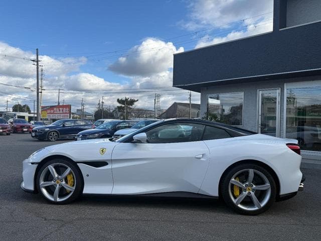 Ferrari Portofino M 2023