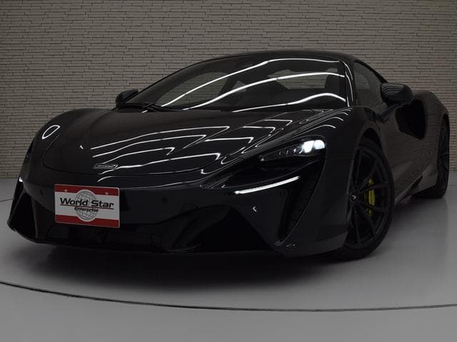 McLaren Artura 2024