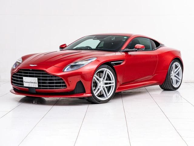 Aston Martin DB12 2024
