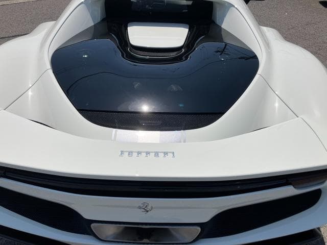Ferrari 296 GTB 2023