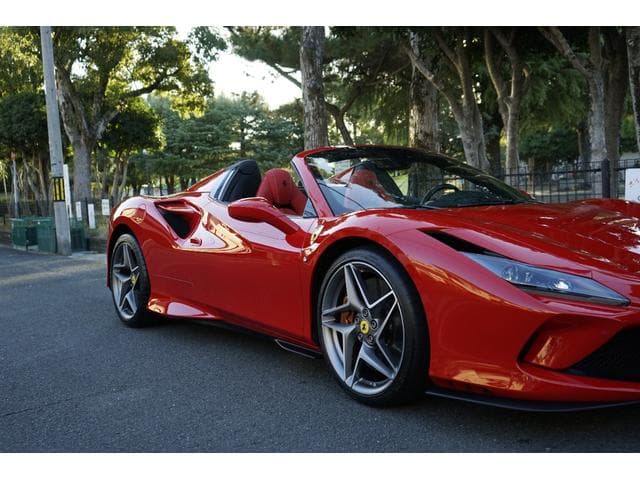Ferrari F8 2022