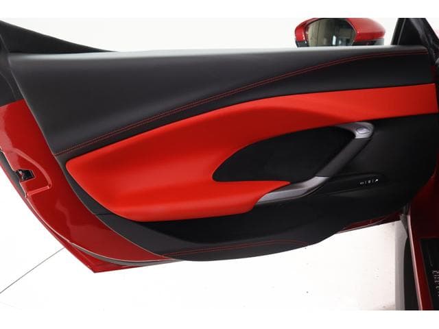 Ferrari 296 GTB 2023
