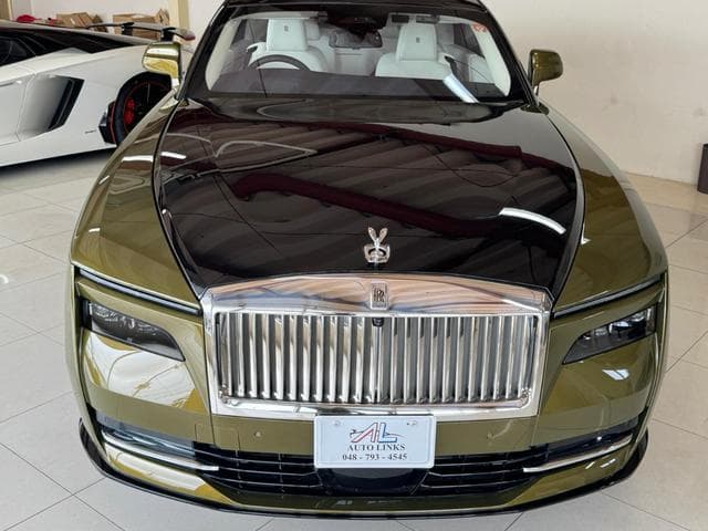 Rolls-Royce Spectre 2024