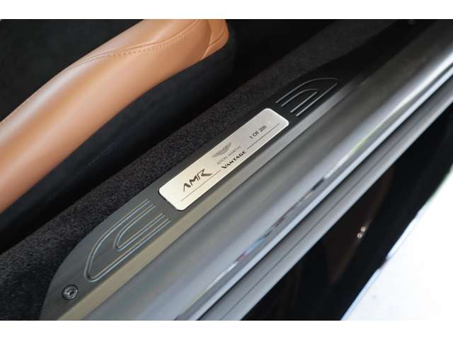 Aston Martin Vantage 2022