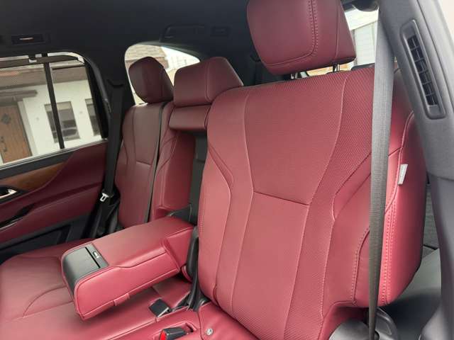 Lexus LX 2022