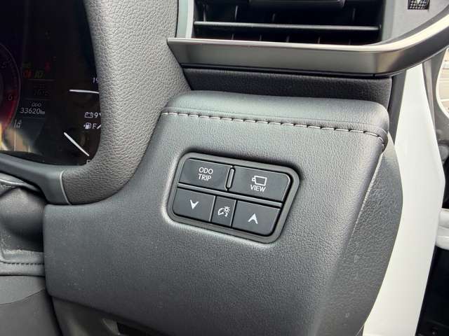 Lexus LX 2022