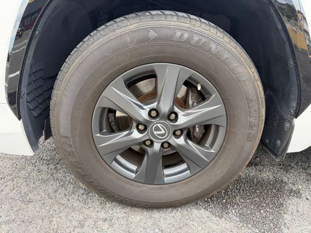Lexus LX 2022