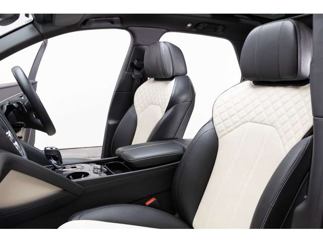 Bentley Bentayga 2022