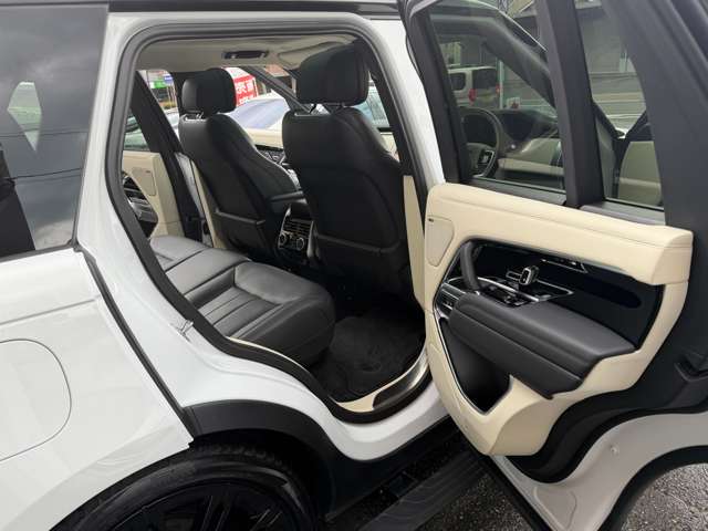 Land Rover Range Rover 2023