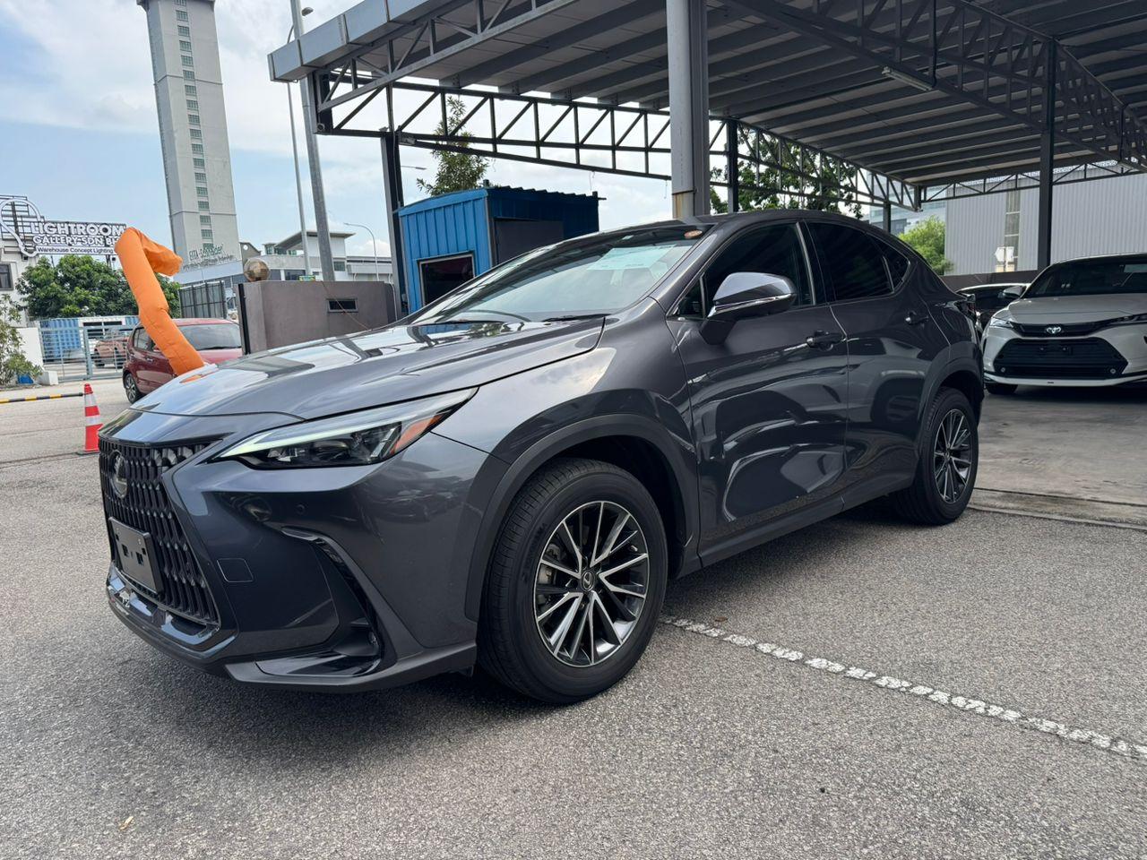 Lexus NX250 HUD 360 CAMERA SUNROOF 2023