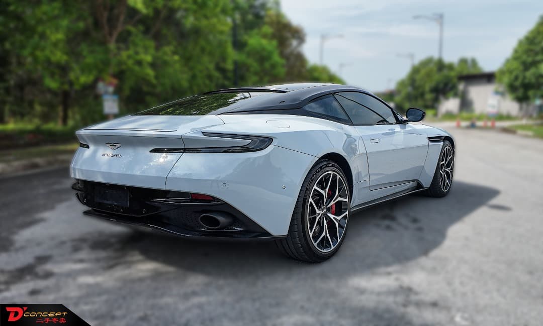 Aston Martin Aston Martin DB11 V12 AMR Edition 2018