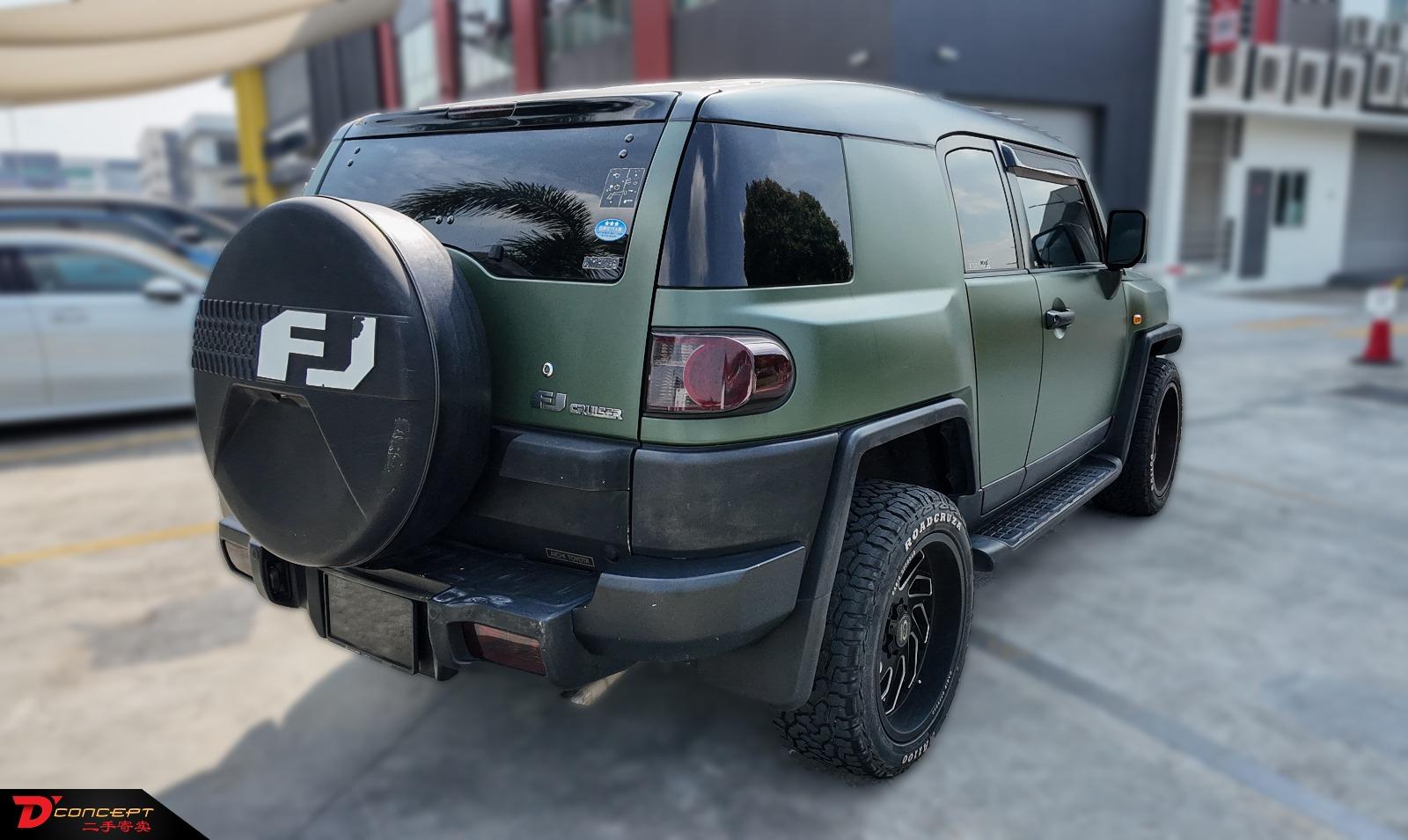 Toyota FJ Cruiser 2011