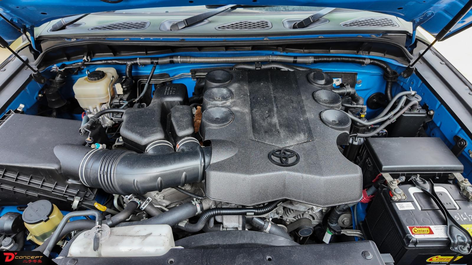 Toyota FJ Cruiser 2011
