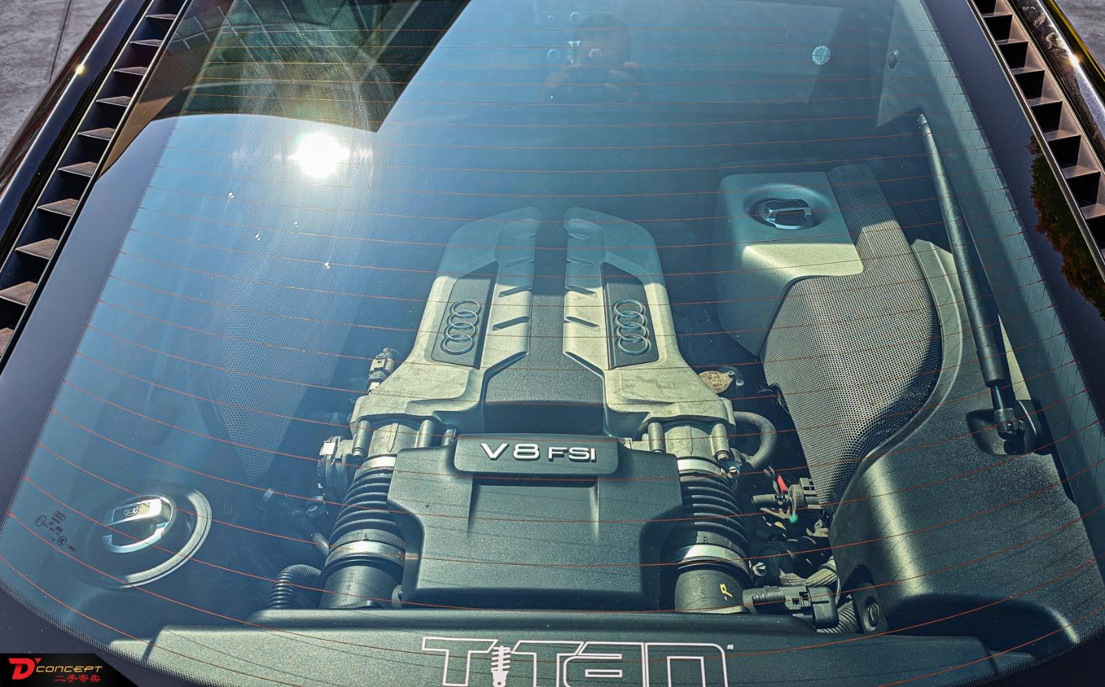 Audi R8 V8 FSI 2008