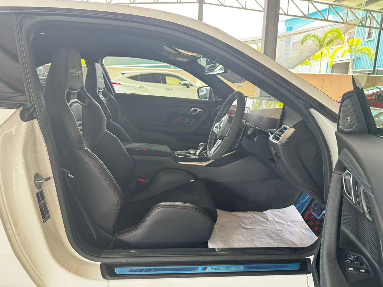 BMW M2 HIGHLINE RECARO SEAT MANY CARBON 2024