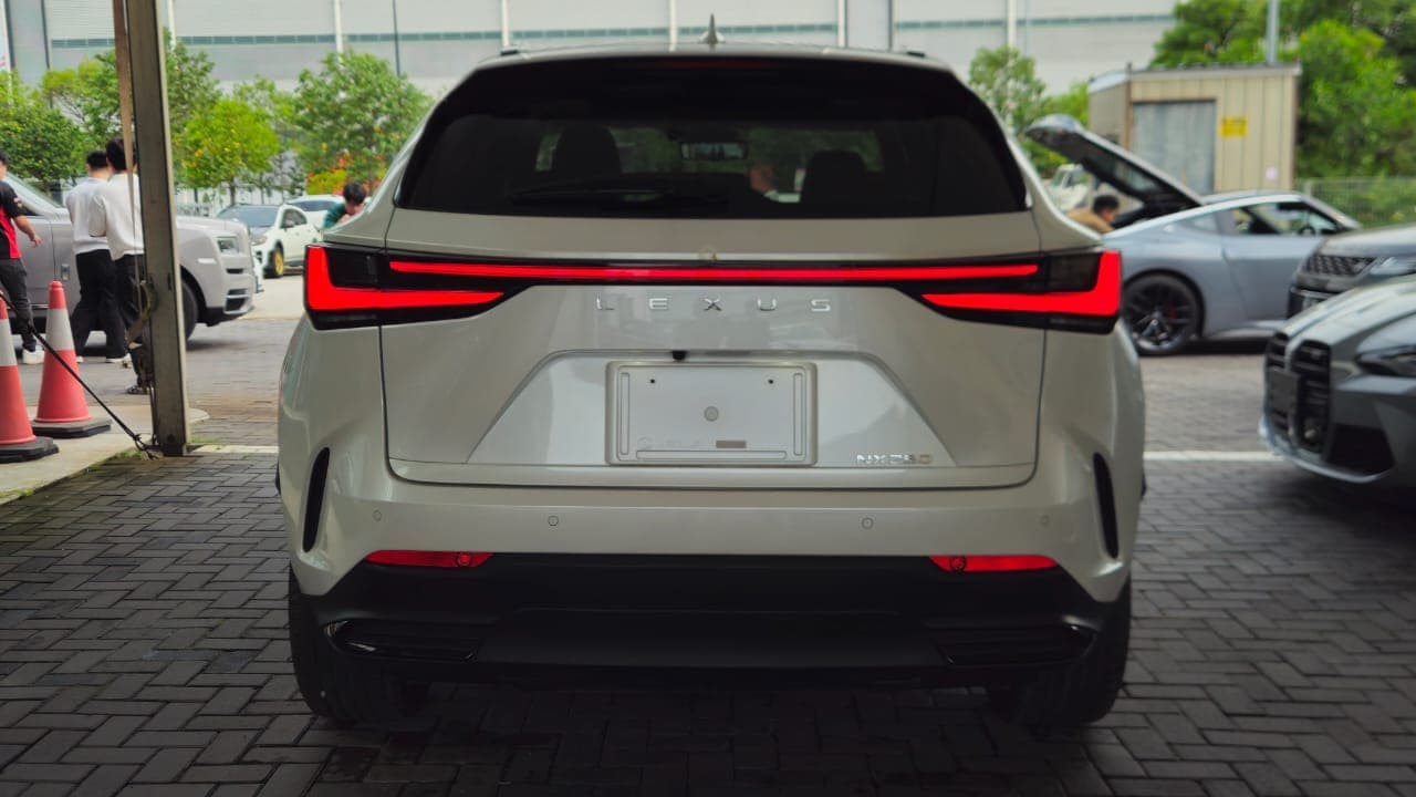 Lexus NX250 Ver L Mark Levinson 2023