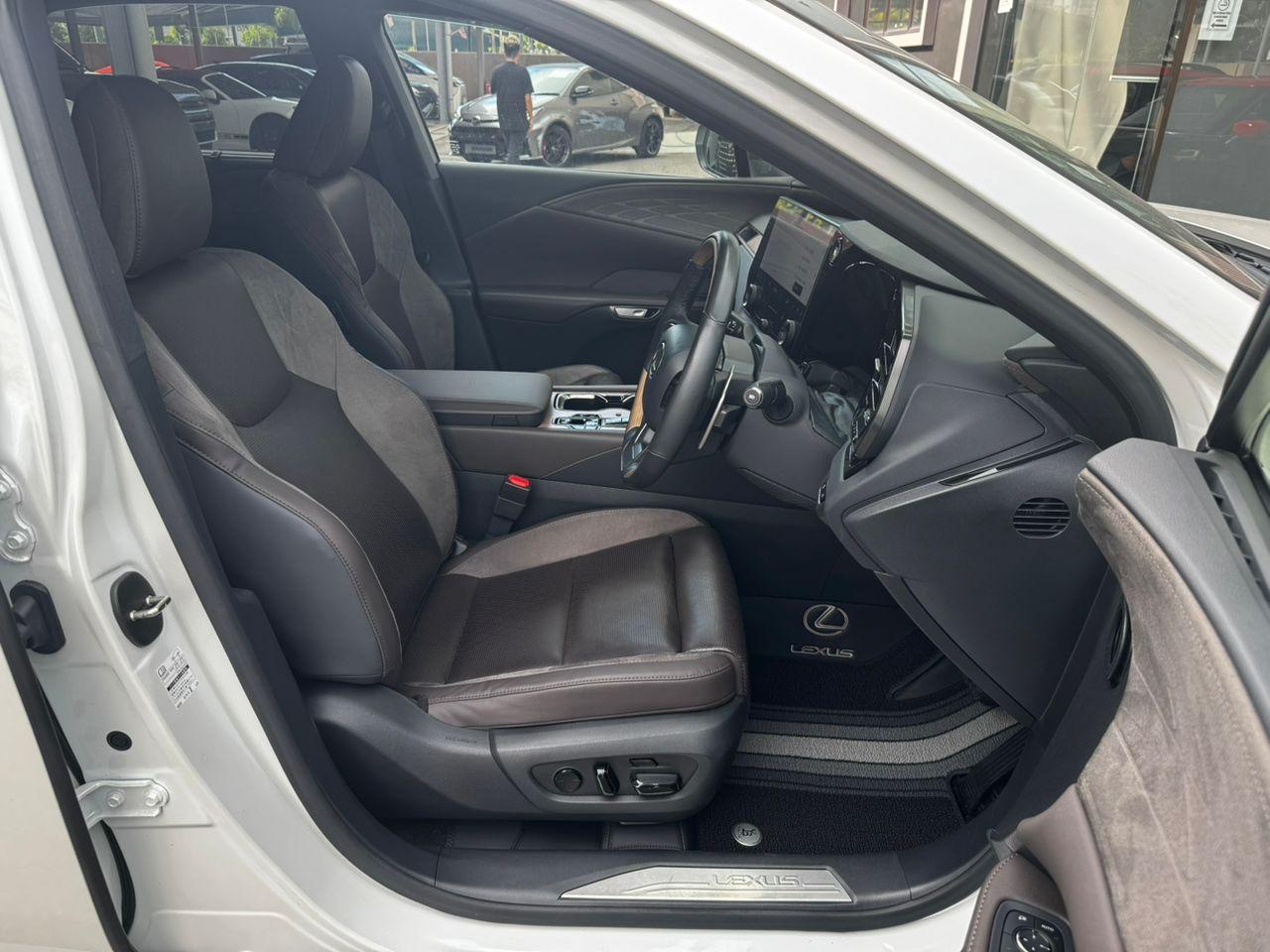 Lexus Lexus Rx350 Version L Luxury 4wd Awd 4wd 𝐅𝐮𝐥𝐥𝐲 𝐌𝐨𝐝𝐞𝐥𝐥𝐢𝐬𝐭𝐚 𝐀𝐞𝐫𝐨 𝐏𝐚𝐫𝐭𝐬 4.5 2023