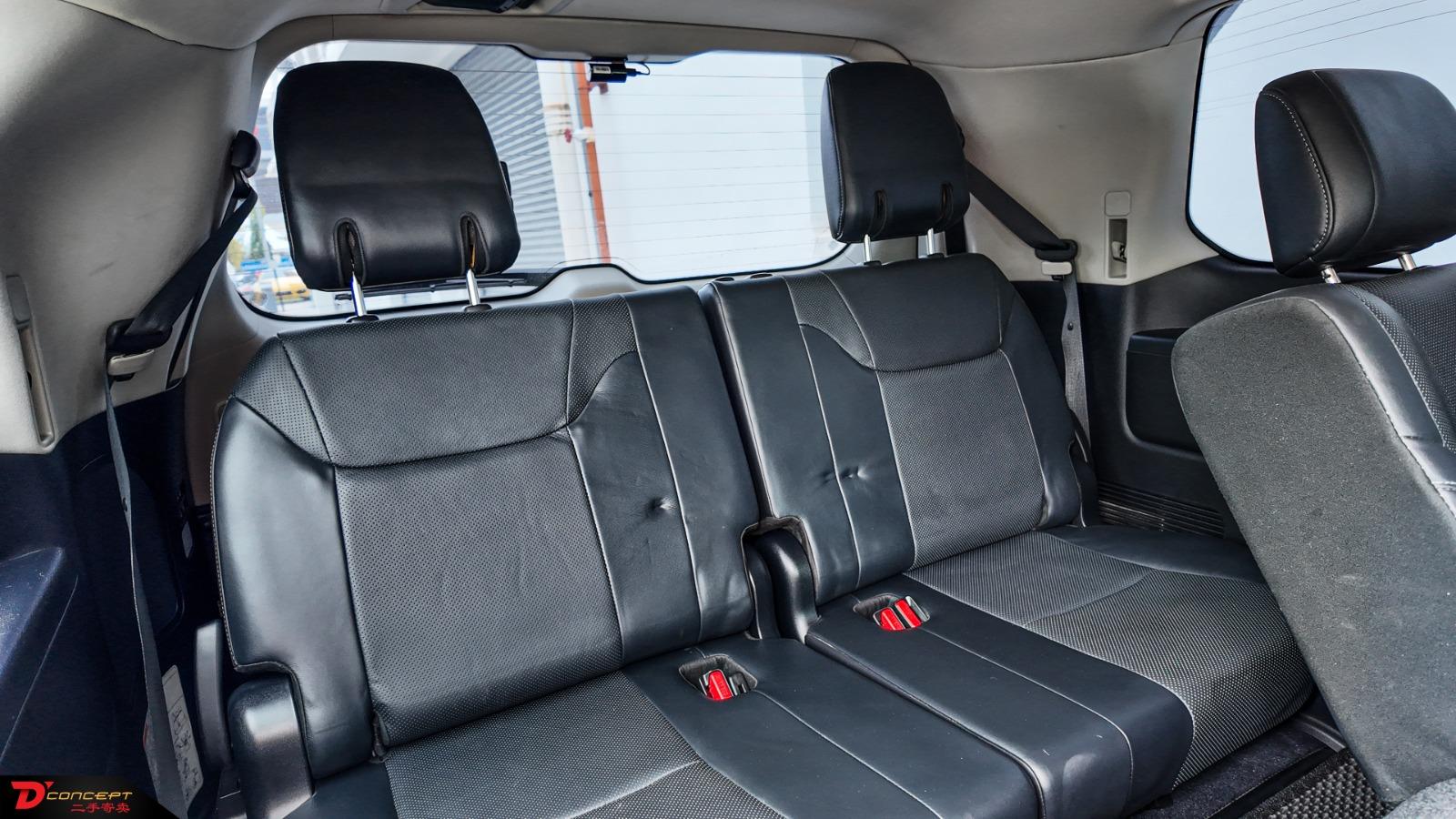 Lexus LX570 2016