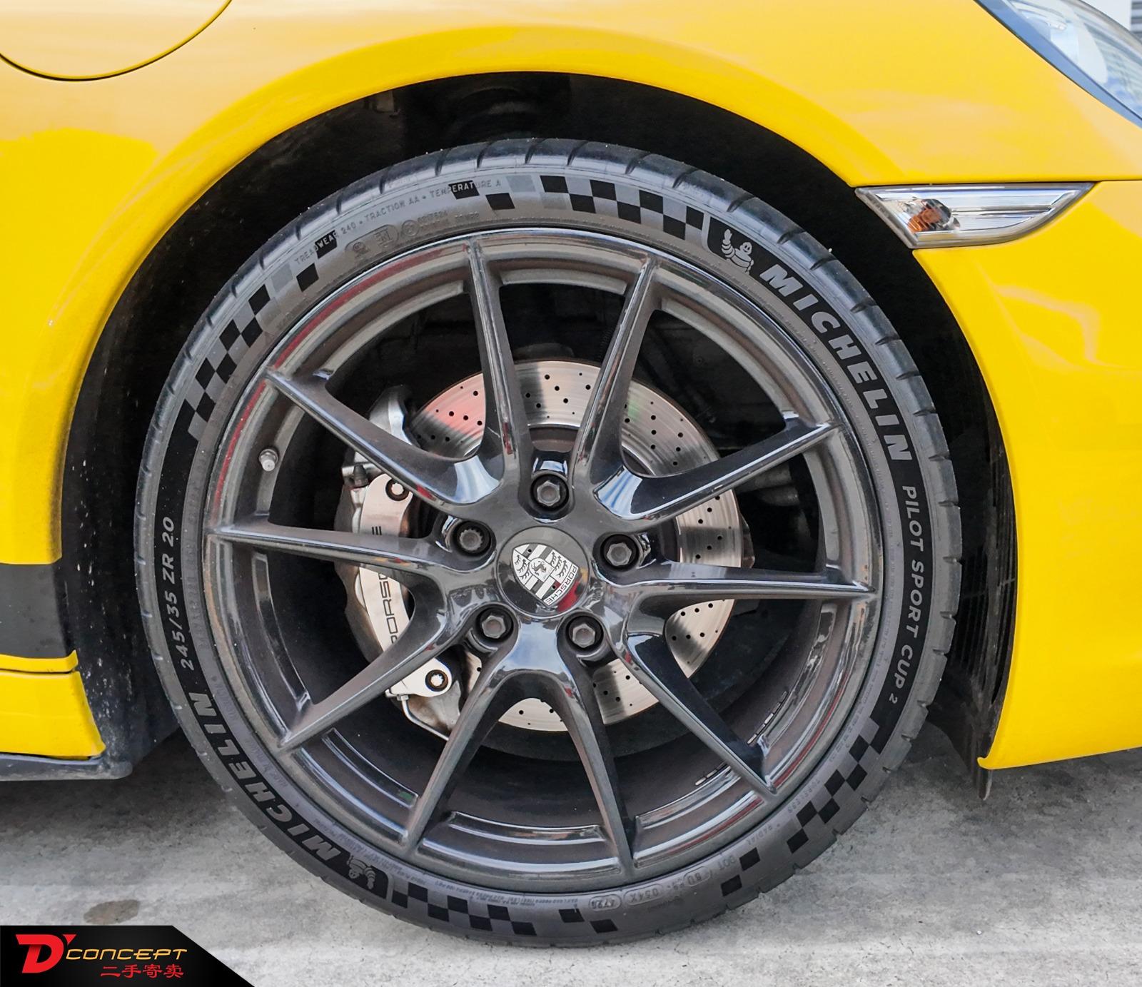 Porsche 911 Carrera 4S 2013