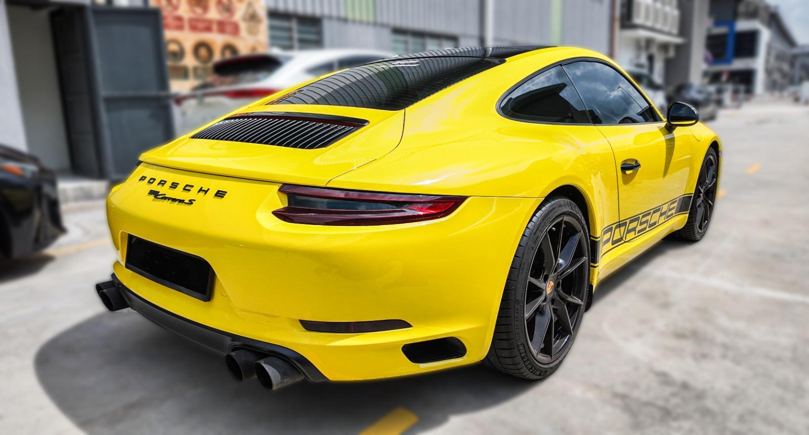 Porsche 911 Carrera 2016