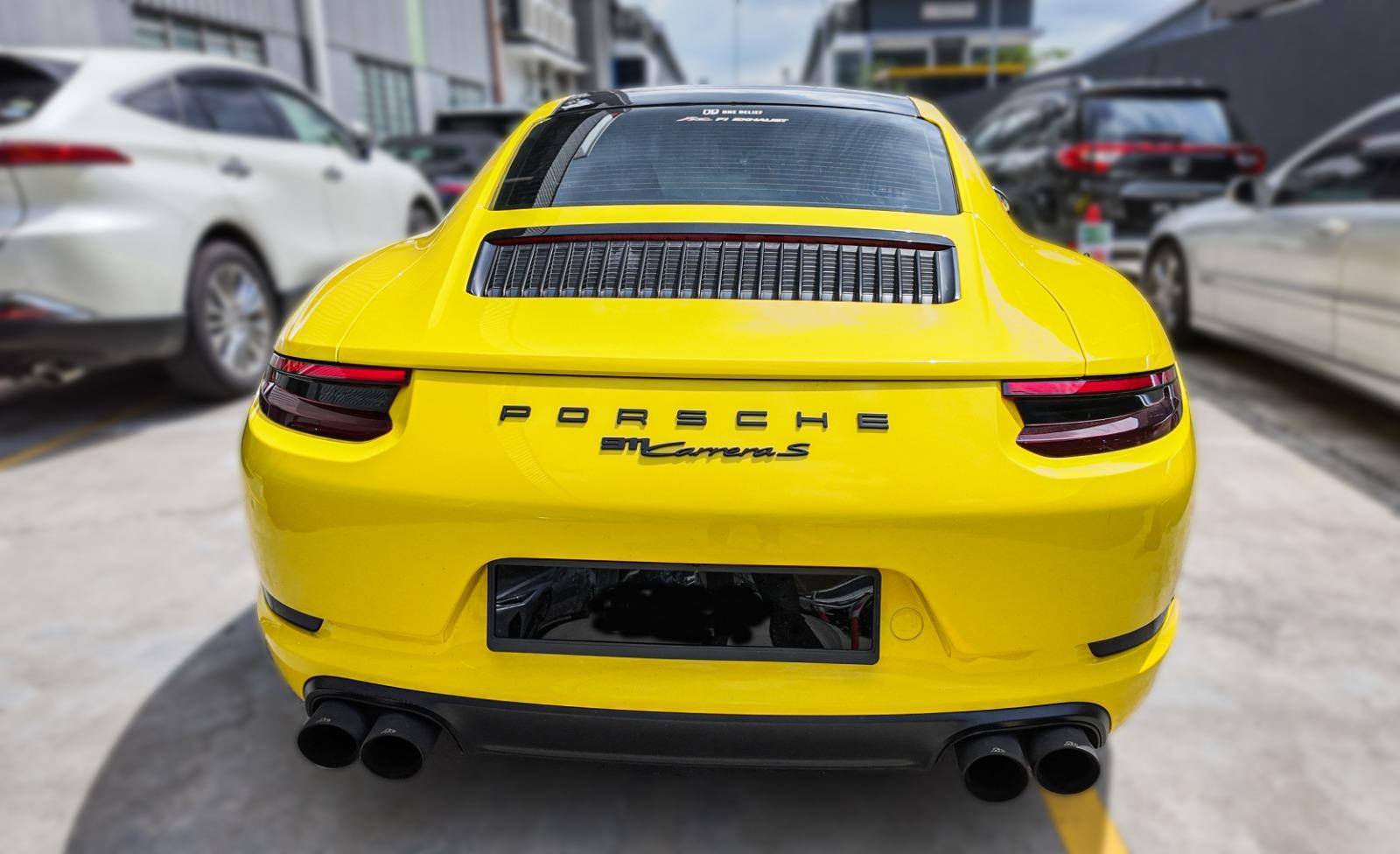 Porsche 911 Carrera 2016
