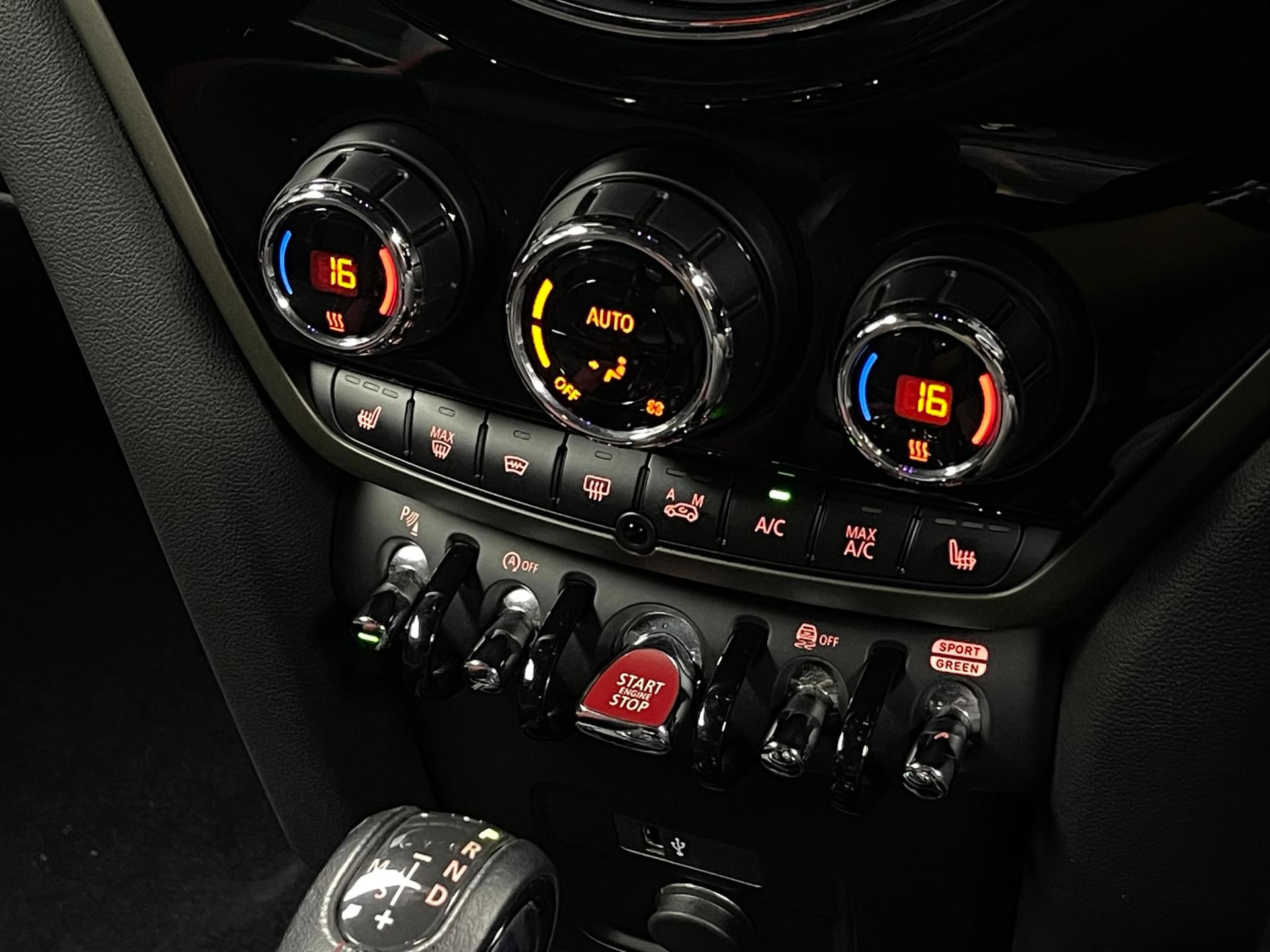 MINI JCW CROSSOVER 2.0 4WD- D123 2018