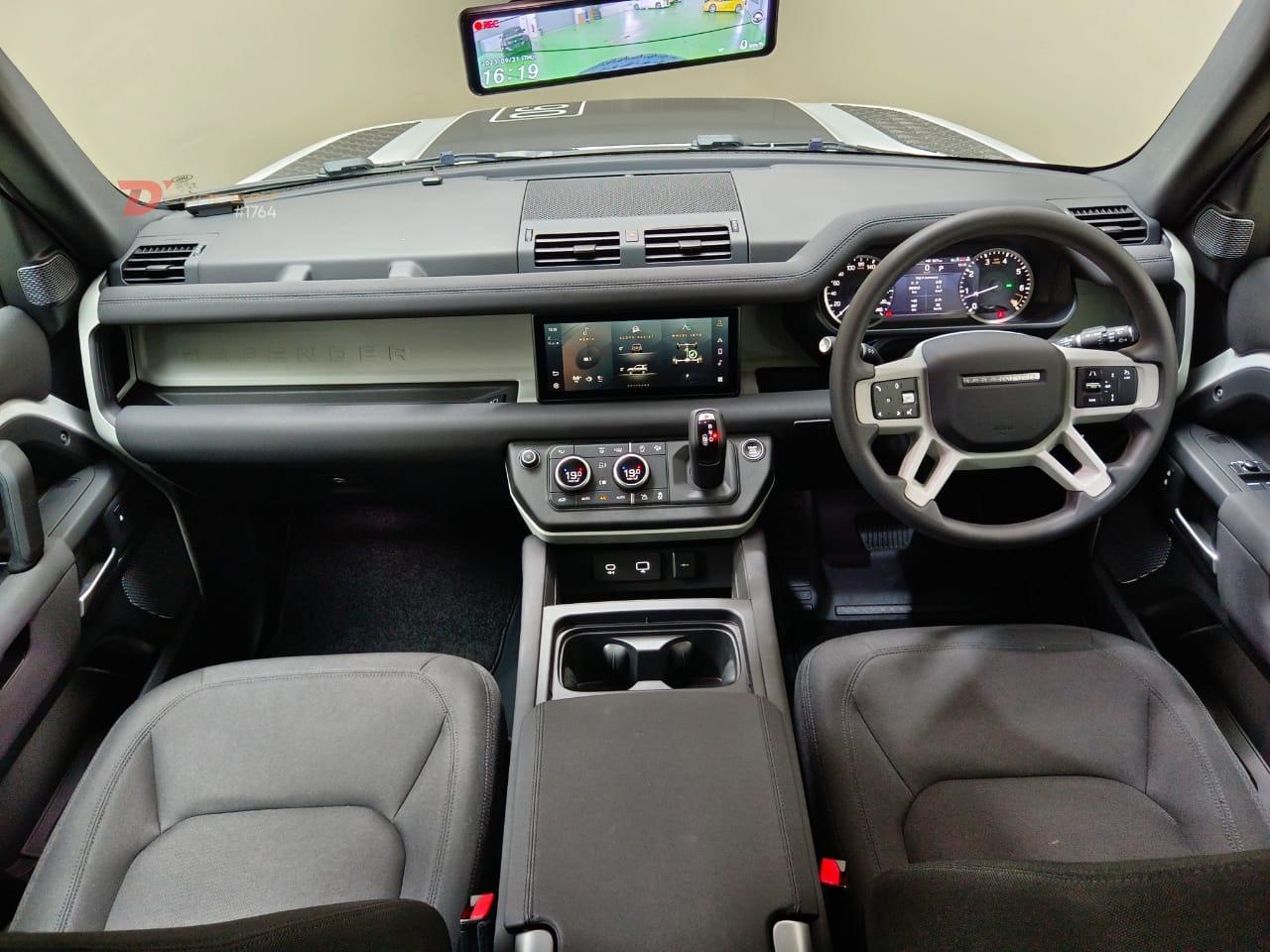 Land Rover DEFENDER 90 P300 2022