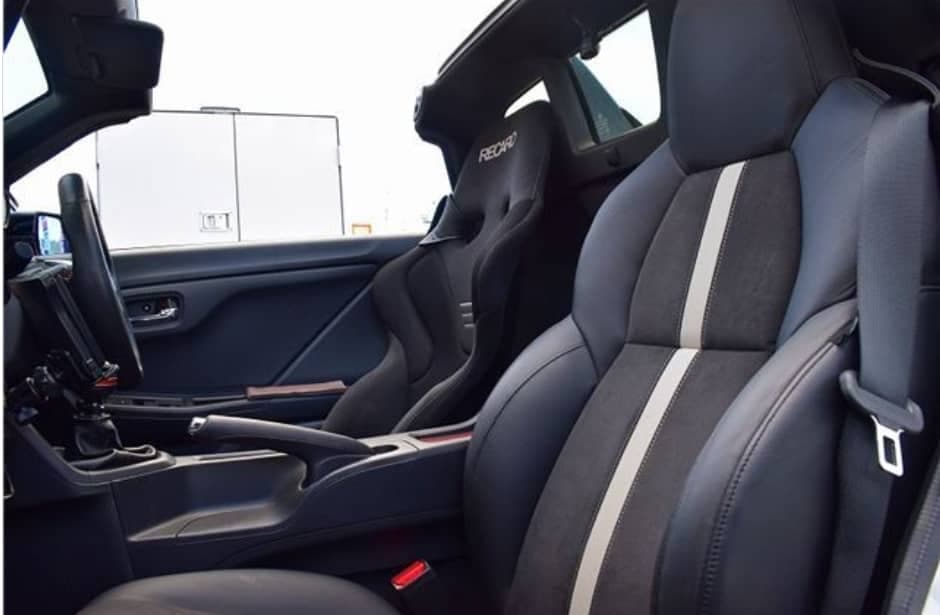 Honda S660 ALPHA (M) - RECARO Seat(Driver), PIVOT Boost Meter, MUGEN Aero, MUGEN Hatch MUGEN TOP 2021