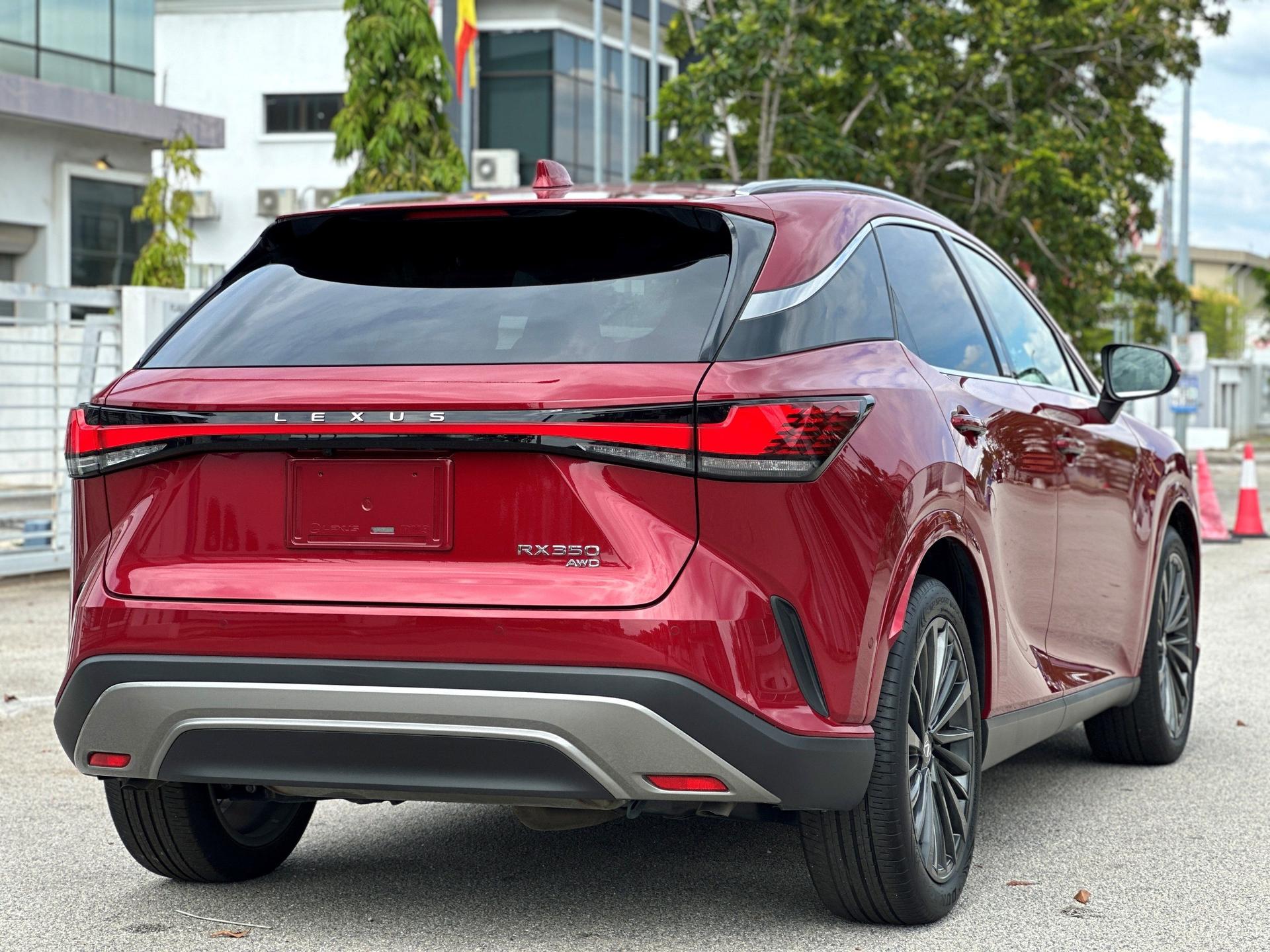 Lexus RX350 Version L AWD 2023