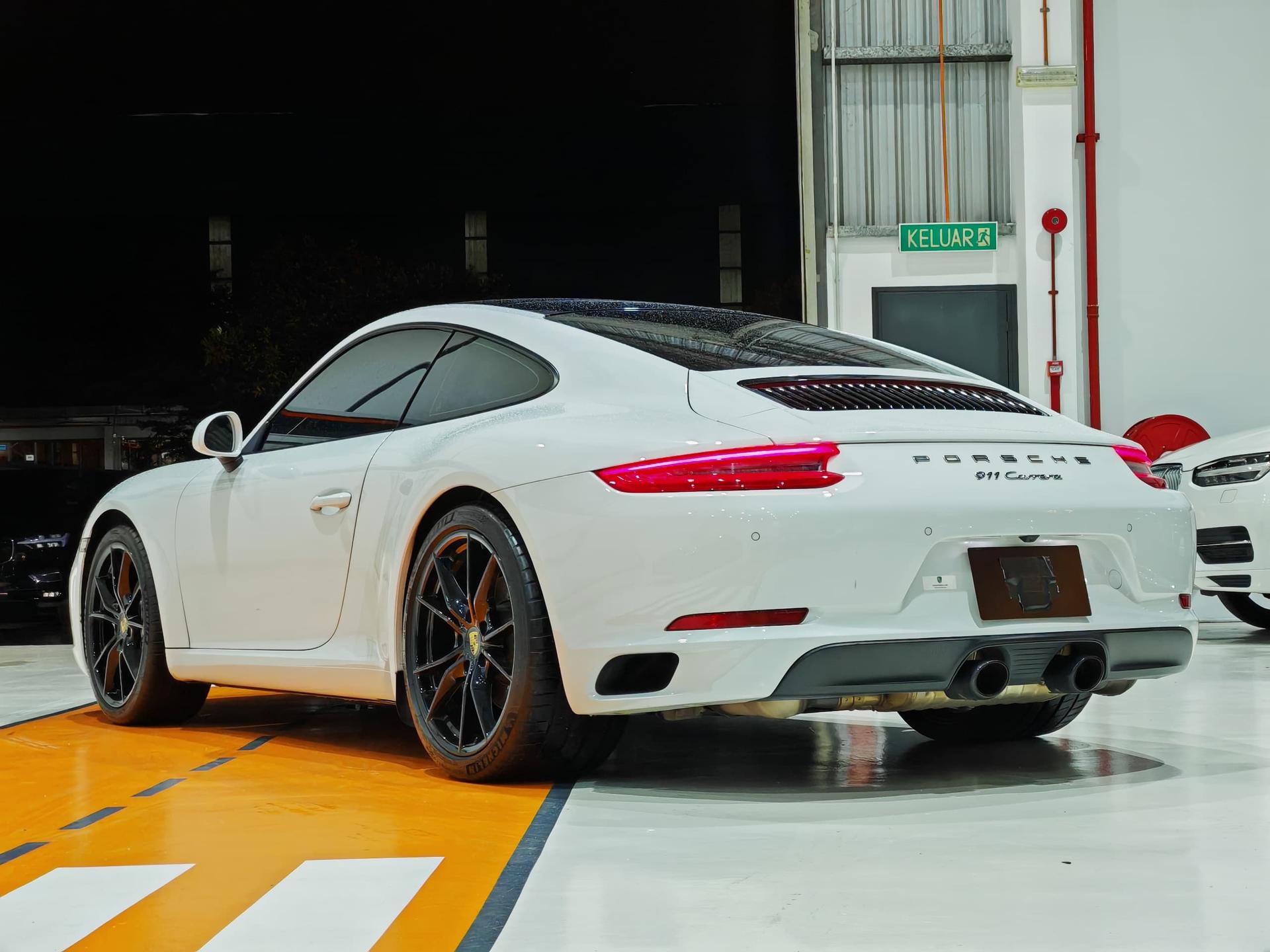 Porsche 911 Carrera 2018
