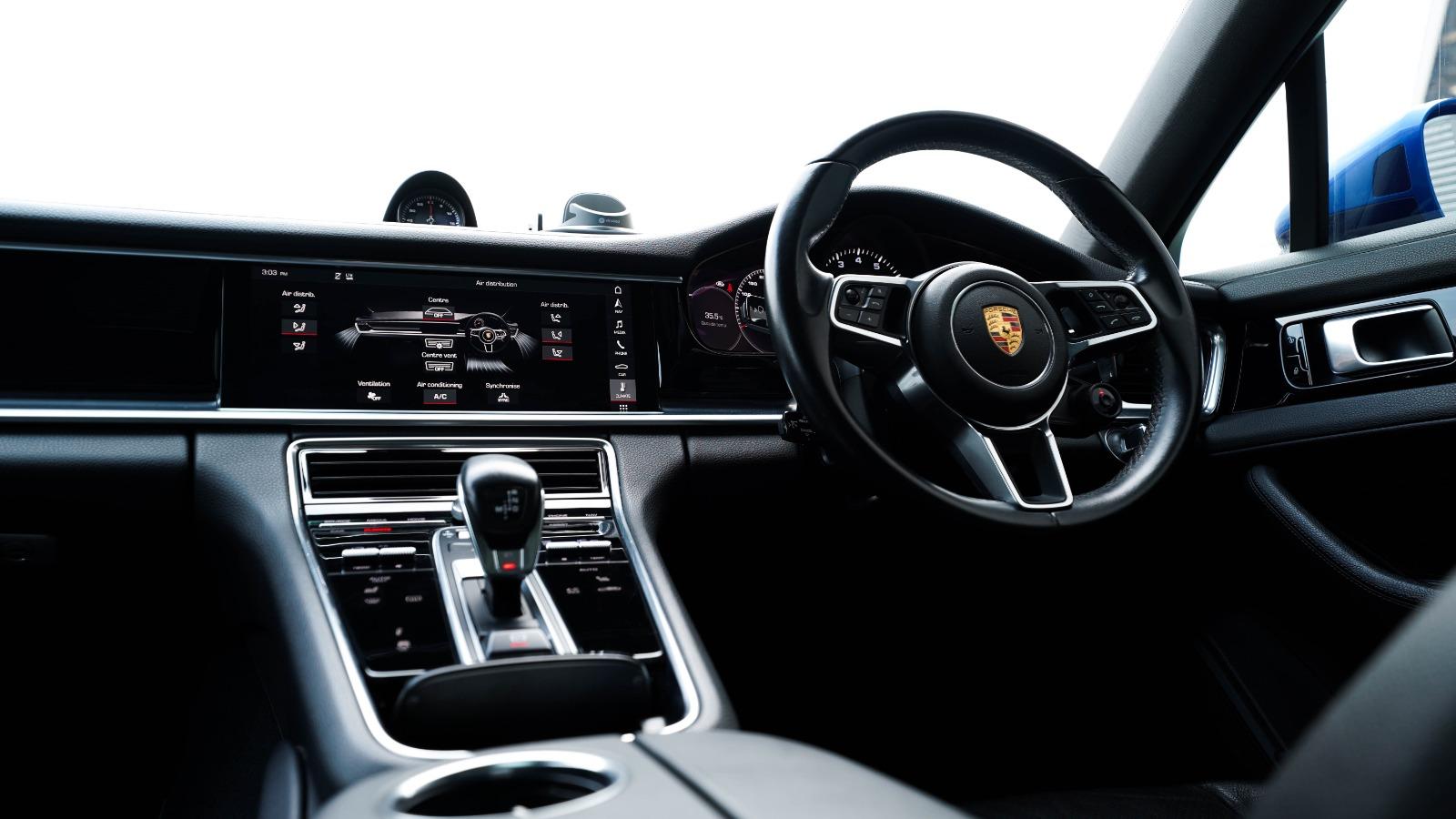 Porsche Panamera 3.0L 2018
