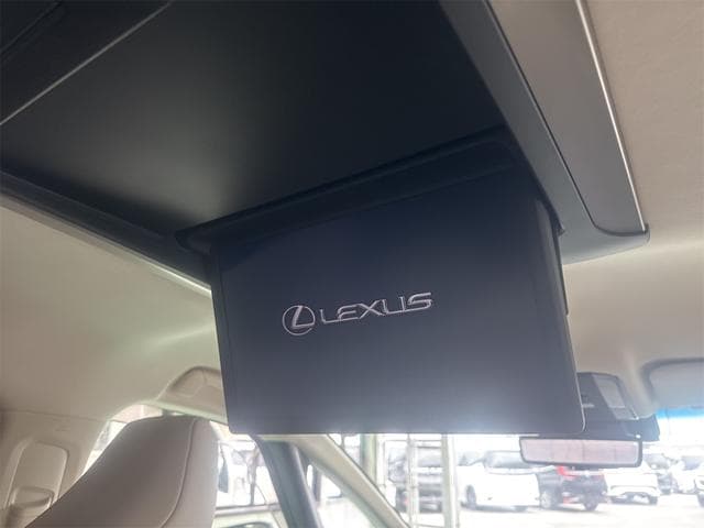 Lexus LM 2024