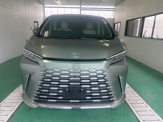Lexus LM 2024
