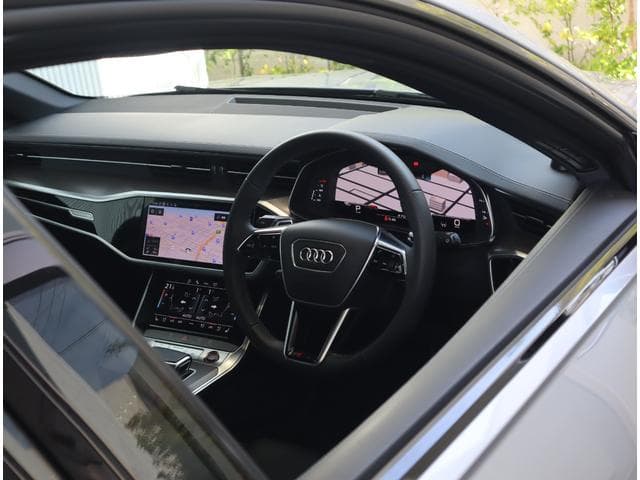 Audi RS6 AVANT 2022