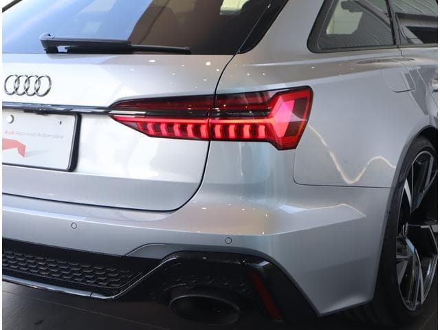 Audi RS6 AVANT 2022
