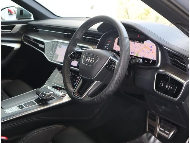 Audi RS6 AVANT 2022