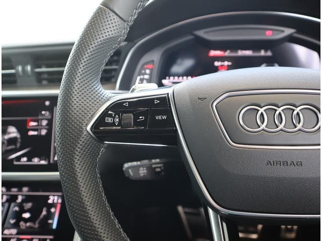 Audi RS6 AVANT 2022