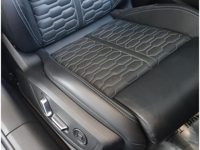 Audi RS6 AVANT 2022
