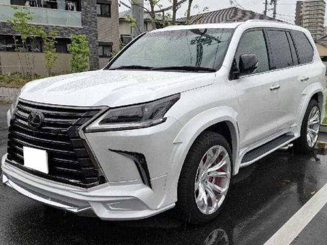 Lexus LX 2022