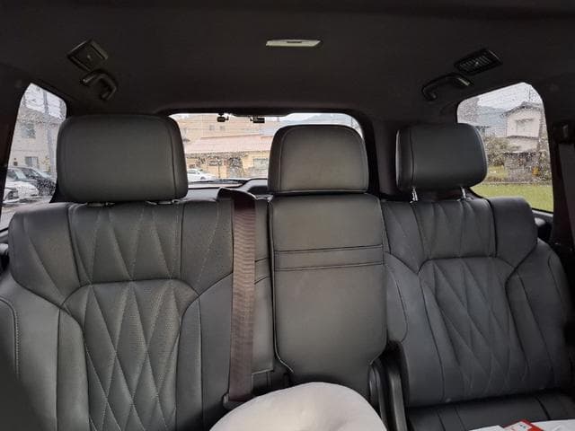 Lexus LX 2022