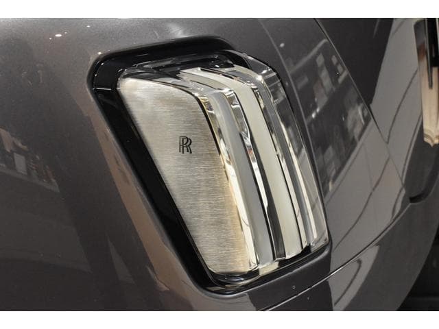 Rolls-Royce SPECTRE 2024
