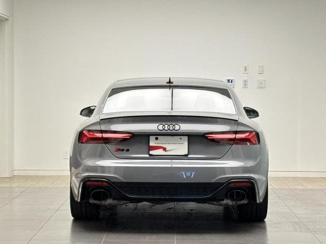 Audi RS5 2022